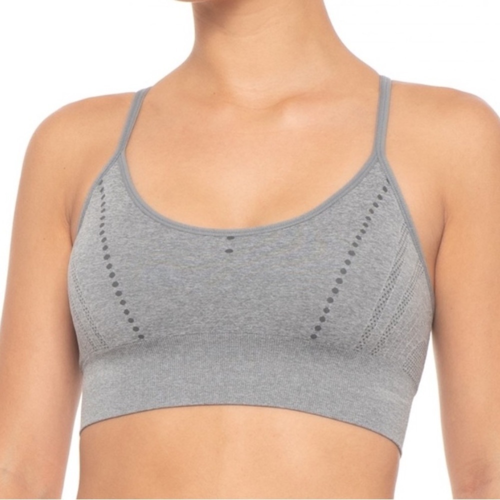 Pro-Fit Seamless Racerback Sports Bra